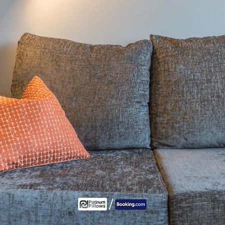 Spacious 2Br Apt In Oxford, Long Stay Savings, Near Hospitals & Universities Luaran gambar