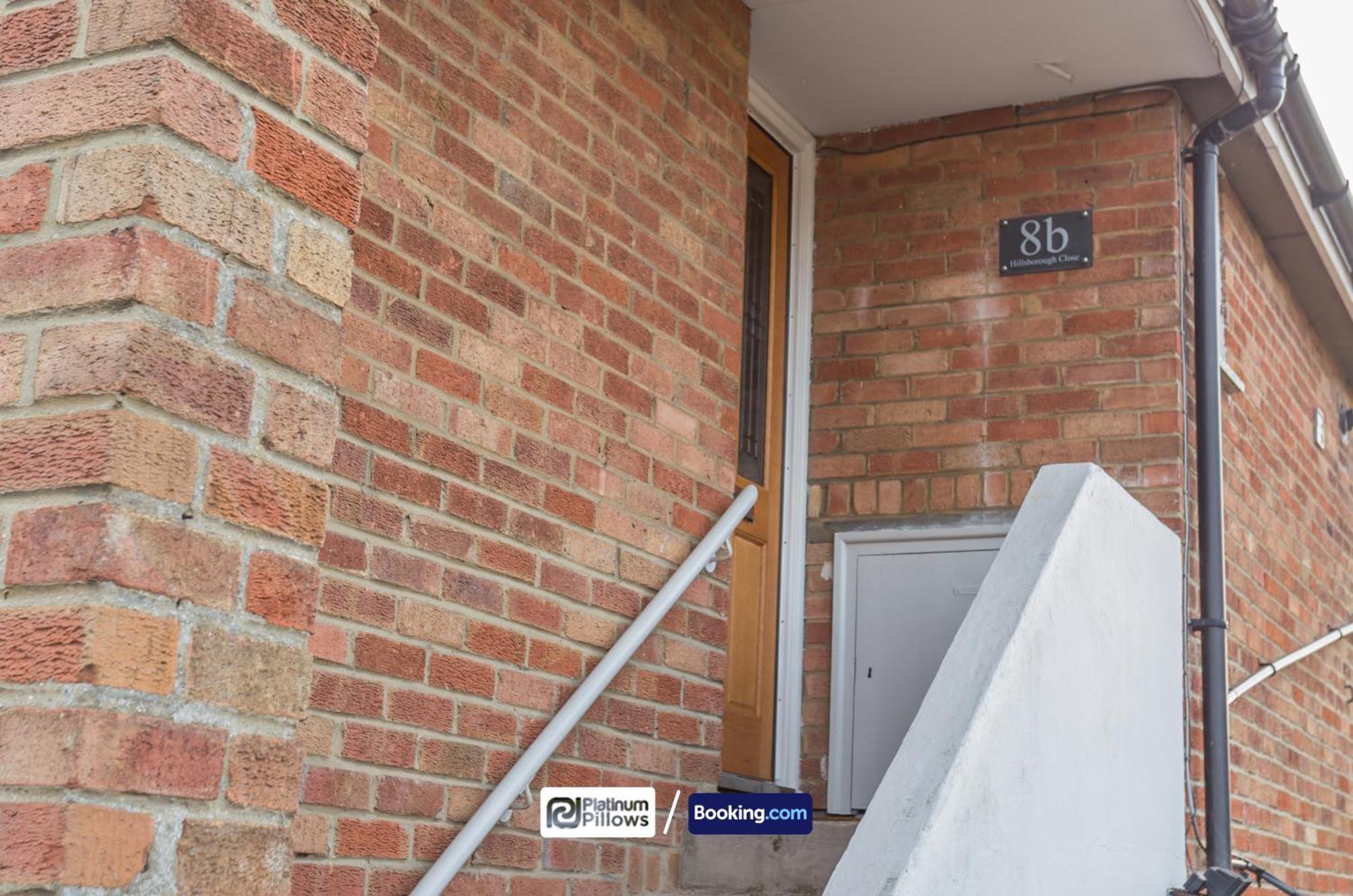 Spacious 2Br Apt In Oxford, Long Stay Savings, Near Hospitals & Universities Luaran gambar